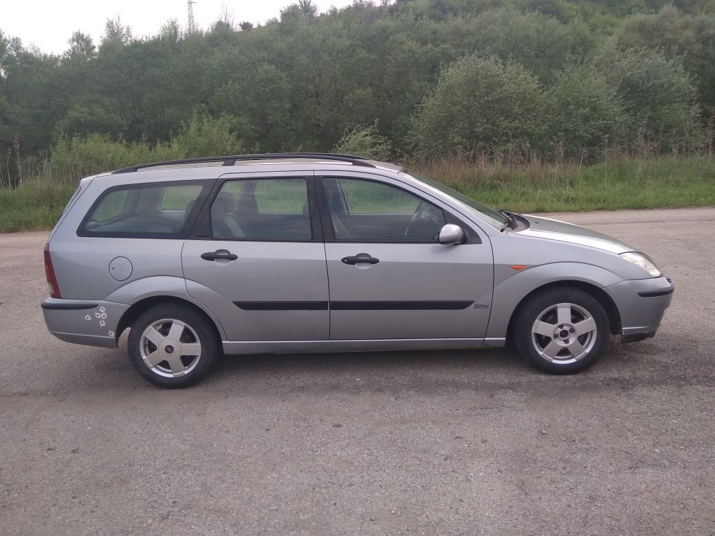 Форд Фокус на Части 1.8/115/100 тдци Ford Focus na Chasti 2003