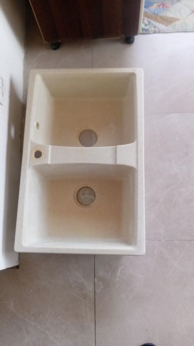 Продам каменную мойку