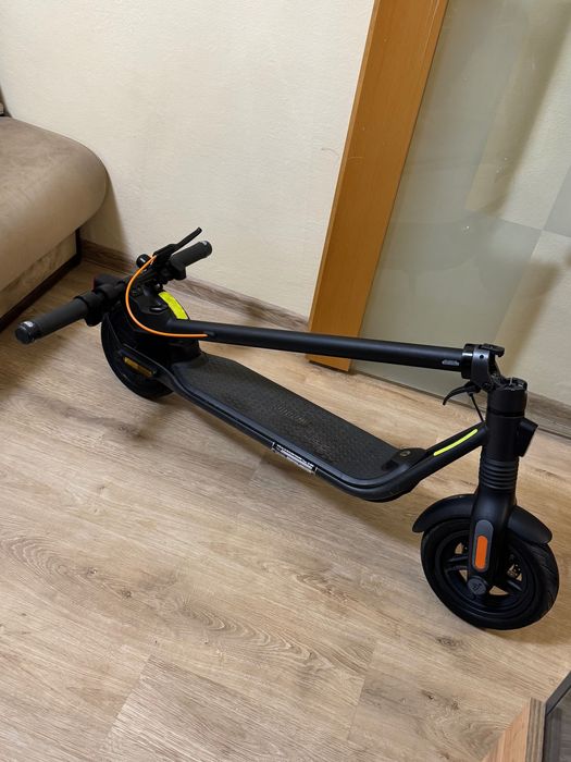 Ел. Тротинетка Ninebot *ОТЛИЧНА*