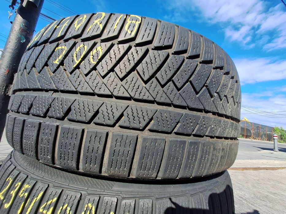 2 anvelope iarna 235/40r18 Continental Montaj Gratuit