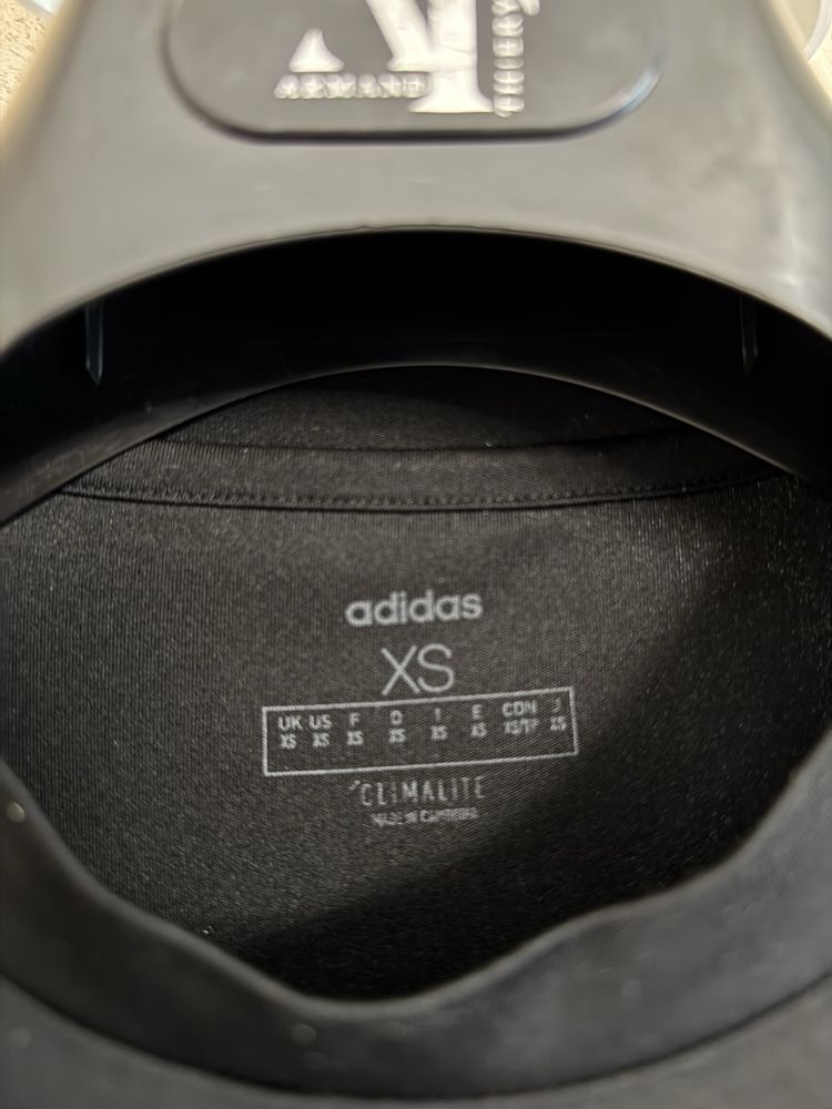 Мъжка тениска adidas, размер XS