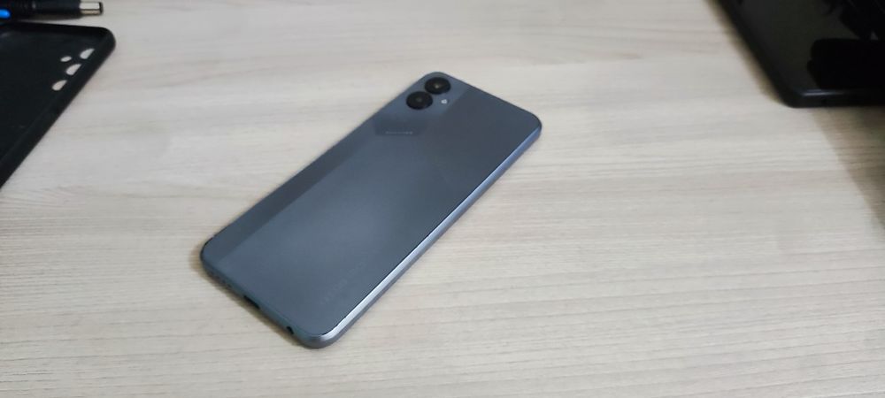 Продается смартфон Tecno Pova4