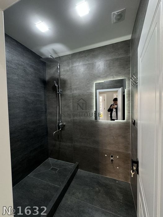 Продаётся 2х ком. Евро. Ул. Махтумкули ( Poytaxt residence )