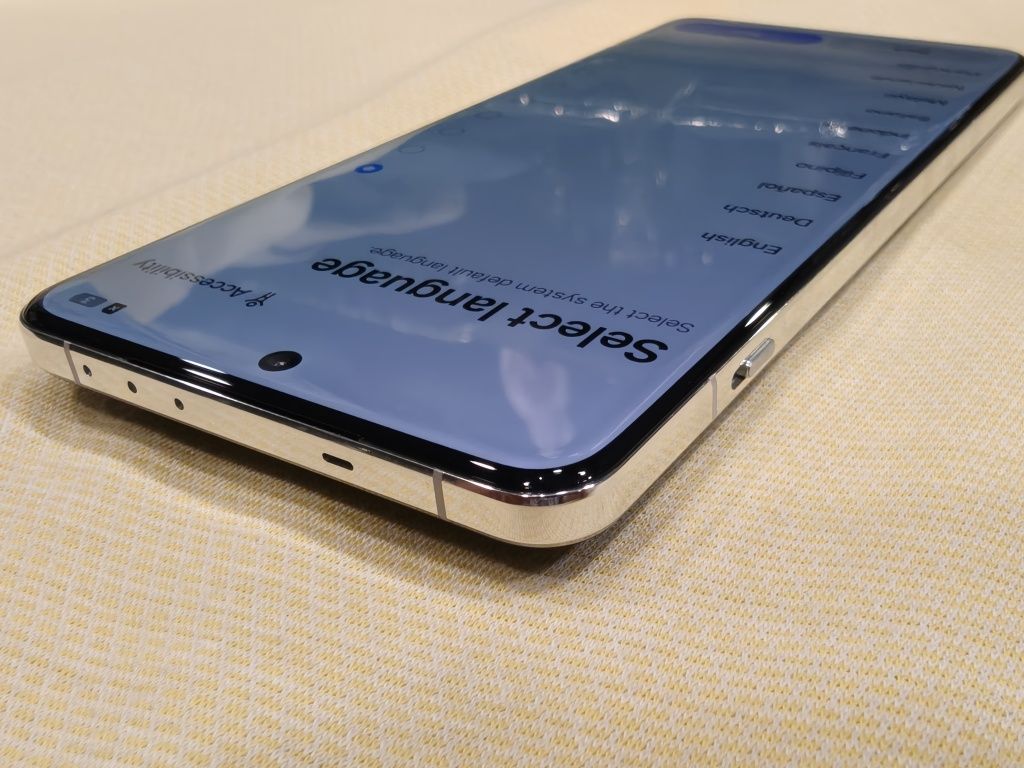 Нови OnePlus 13 16/512