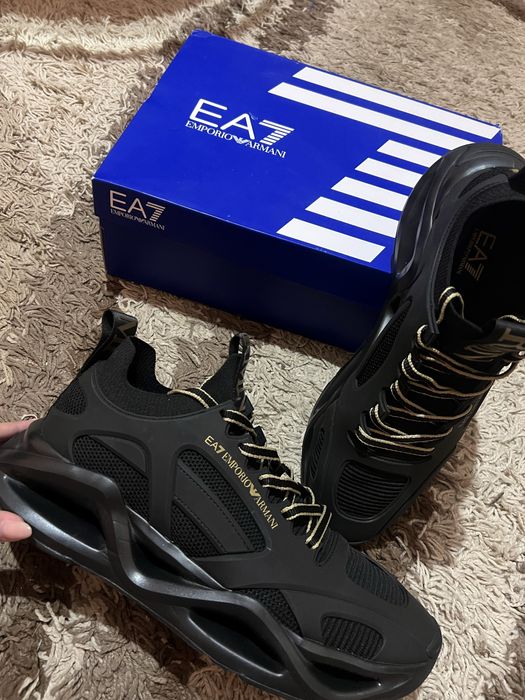 Нови мъжки обувки Emporio Armani