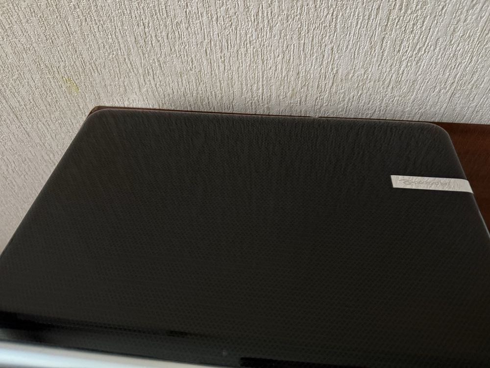 Ноутбук Packard Bell Easynote