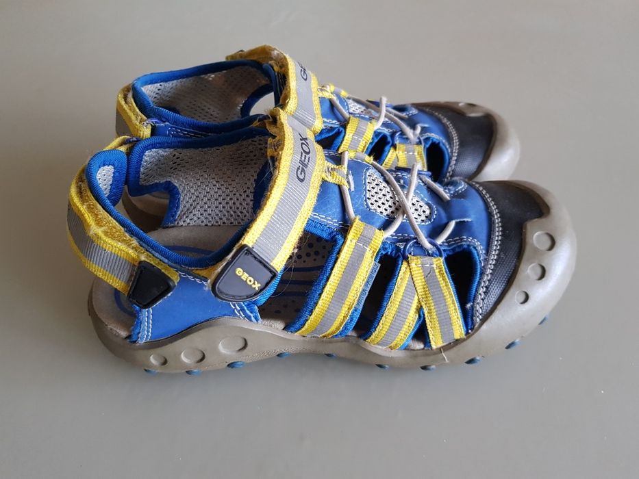 Сандали, обувки, маратонки Geox Addidas Camper Nike 34,35