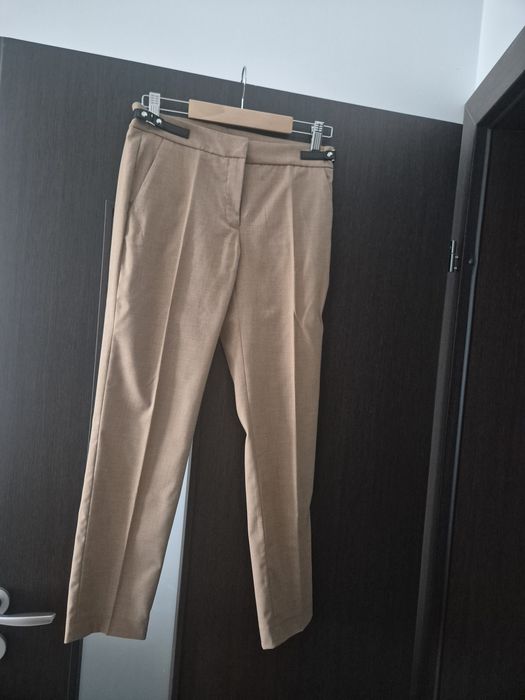 Vând costum Zara, mărimea 34