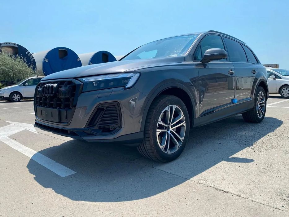 Audi Q7 Audi Q7 SUV 45 TFSI quattro 185(252) kW(PS) tiptronic