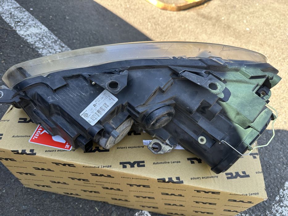 Vand far dreapta Golf 6 europa