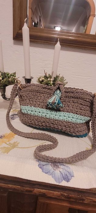 Poșetă croșetată handmade