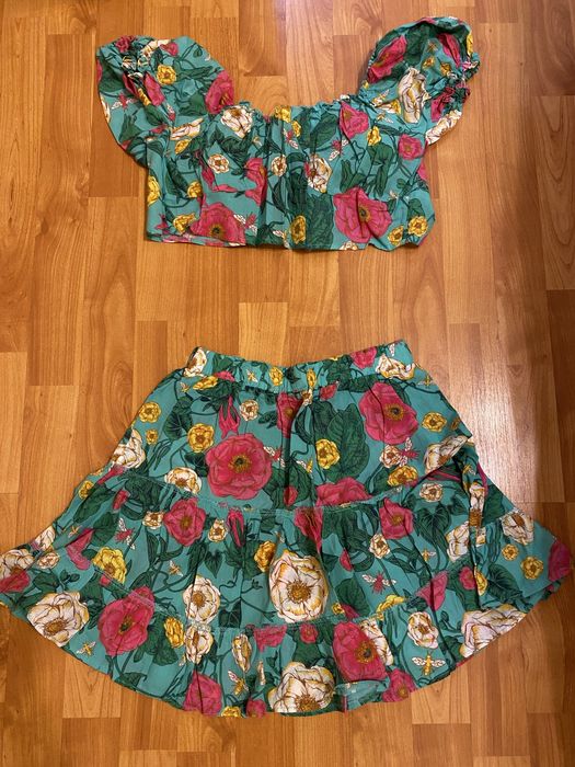 Costum bluza si fusta