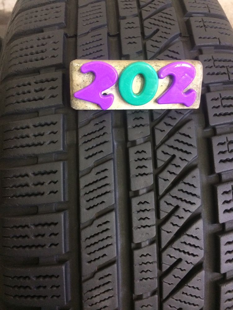 Anvelope iarna bridgestone 215/65/16