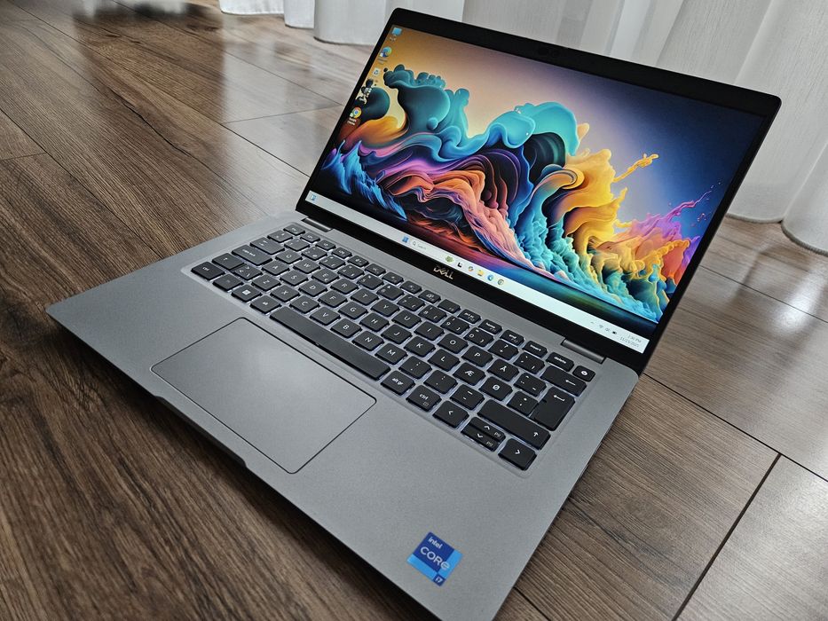 Dell Intel i7 1265u, 16GB DDR4, 256GB SSD, 14 inch fullhd, Windows 11