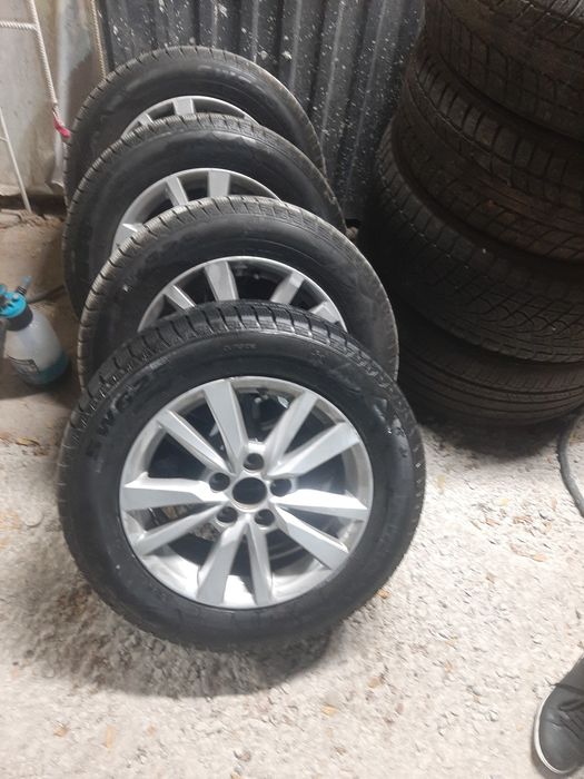 Продам шины  диски