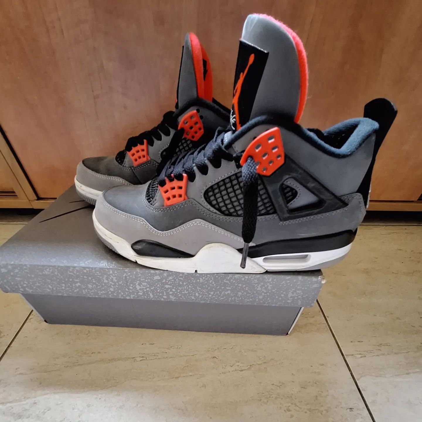 Jordan 4 Infrared