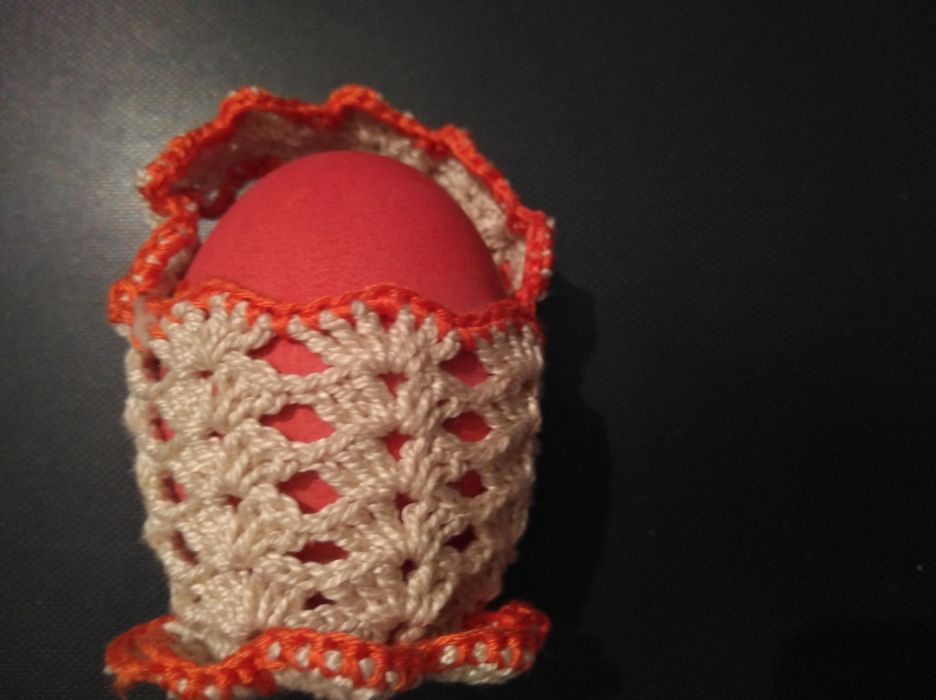Плетени Великденски кошнички за яйца