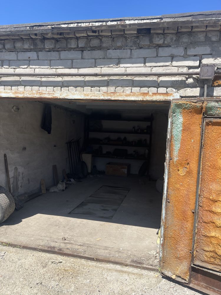 Продается гараж в коперативе Алтай на кшт