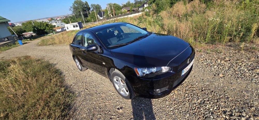 Mitsubishi Lancer 1.5 benzina