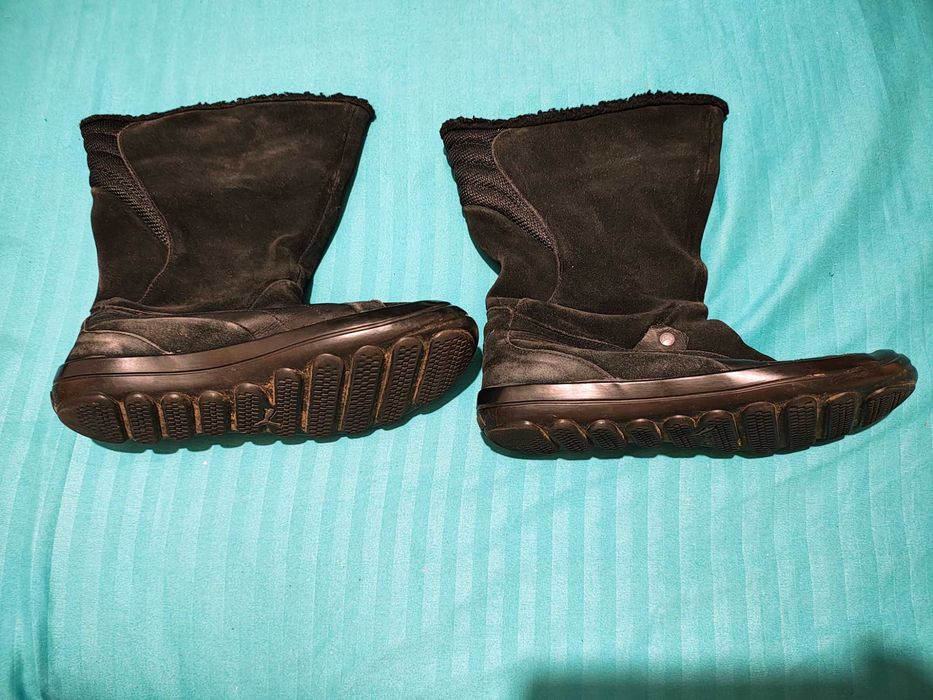 Cizme piele intoarsa Puma nr 38