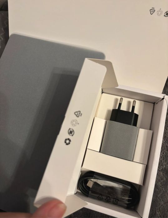 Tableta Lenovo Tab M9+ clear case