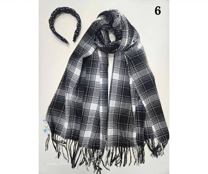 Изискан шал на каре