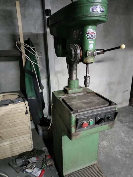 Bormașină industriala cu coloana/mașina de gaurit