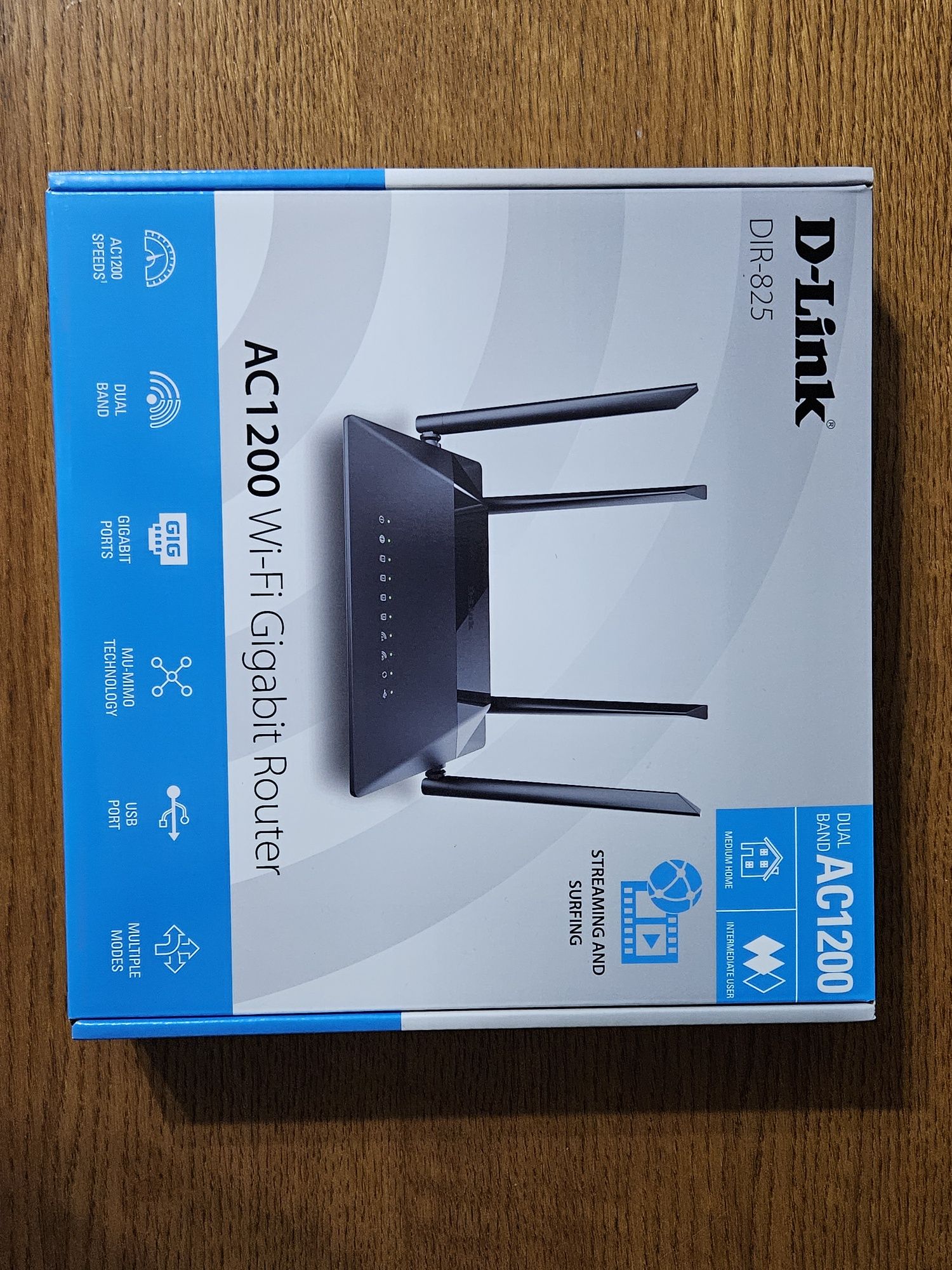 Модем D-Link DIR-825