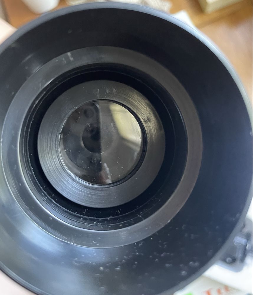 Telescop cu trepied