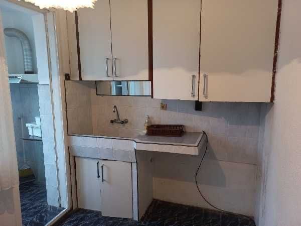 Продава се Четиристаен апартамент в Бургас, Лазур - 85 кв.м за 2083 €/кв.м - Снимка #2