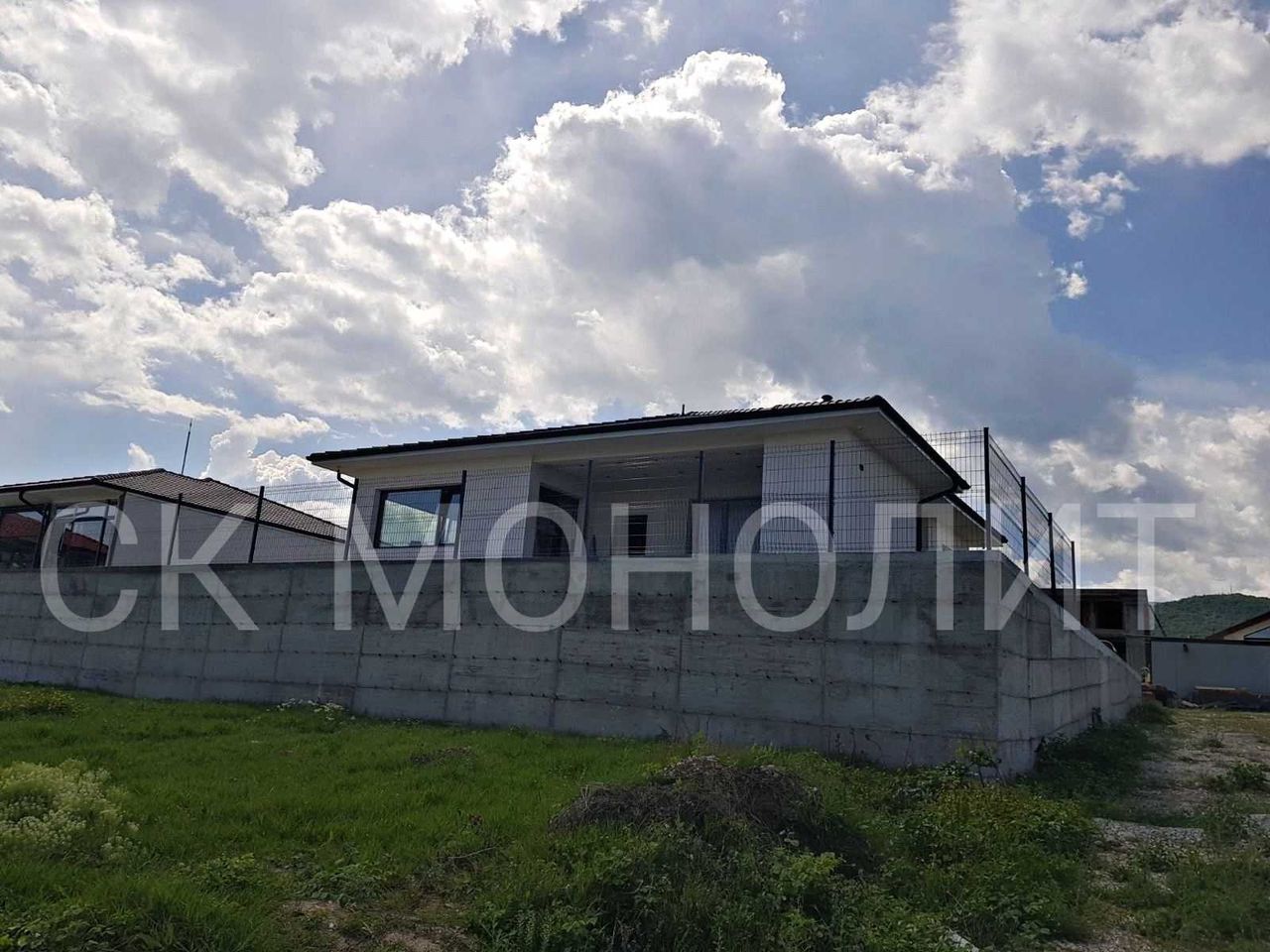 Продава се Къща в Карлово - 160 кв.м за 2000 €/кв.м - Снимка #3