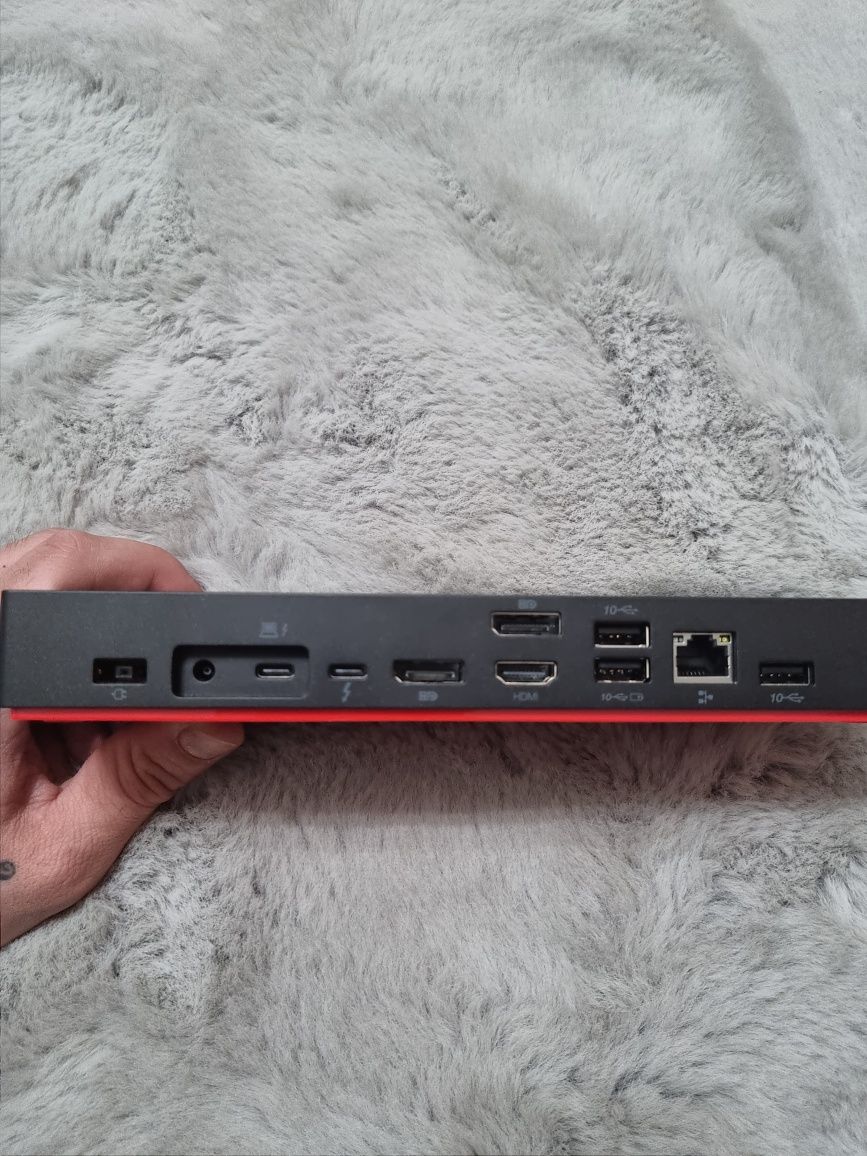 thinkpad universal thunderbolt 4 dock