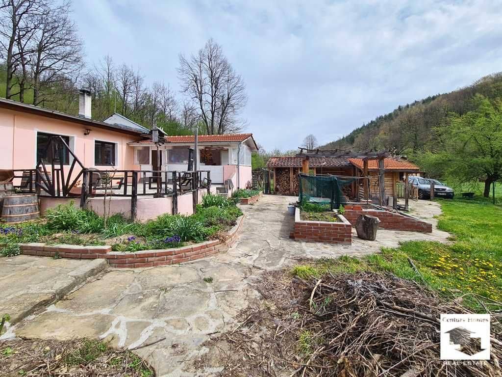165094 Едноетажна къща в с. Бойновци, само на 10 км. от гр. Габрово