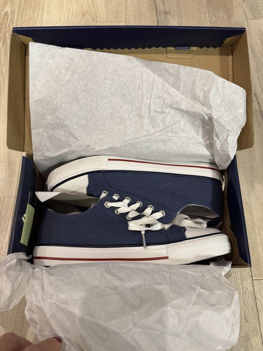 GAP маратонки нови