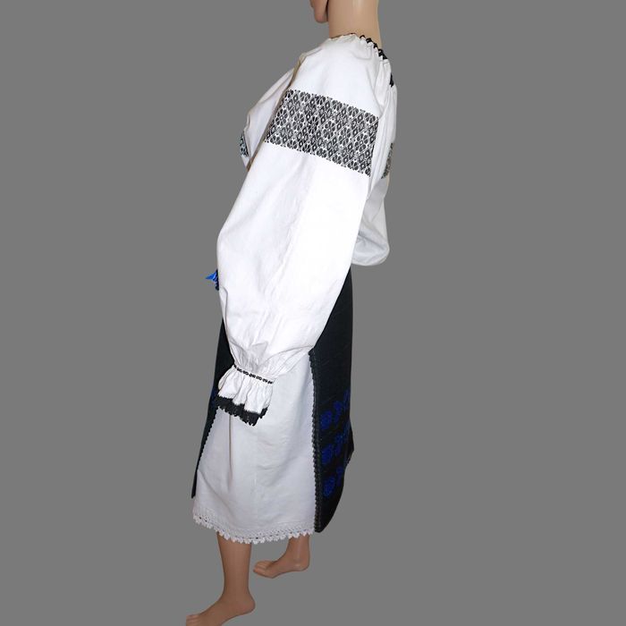 Costum popular autentic vechi din Transilvania , port popular XL-XXL