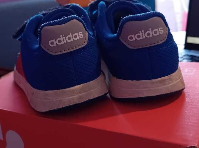 Оригинални детски маратонки Adidas - номер 25
