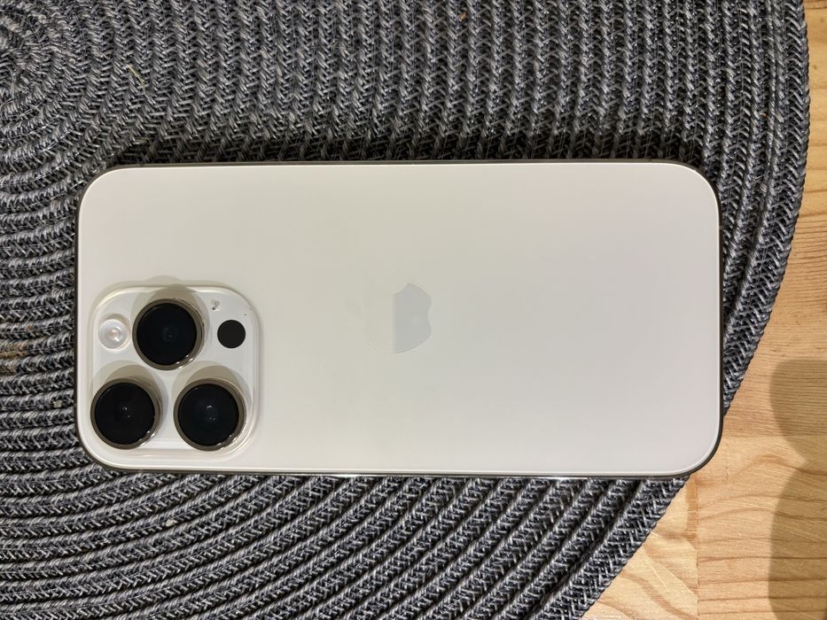 iPhone 14 Pro, ca nou