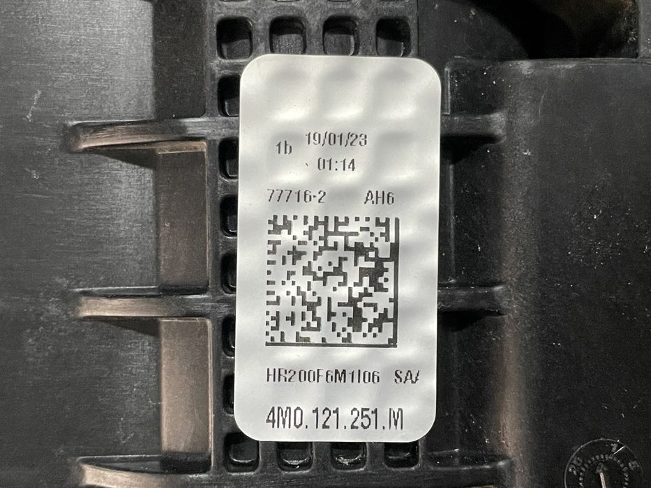 Radiator apa Audi RSQ7, RSQ8, Urus, Bentayga - 4M0121251M