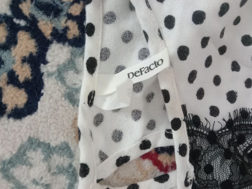 Всего за 6000тг Кофты defacto zara б/у
