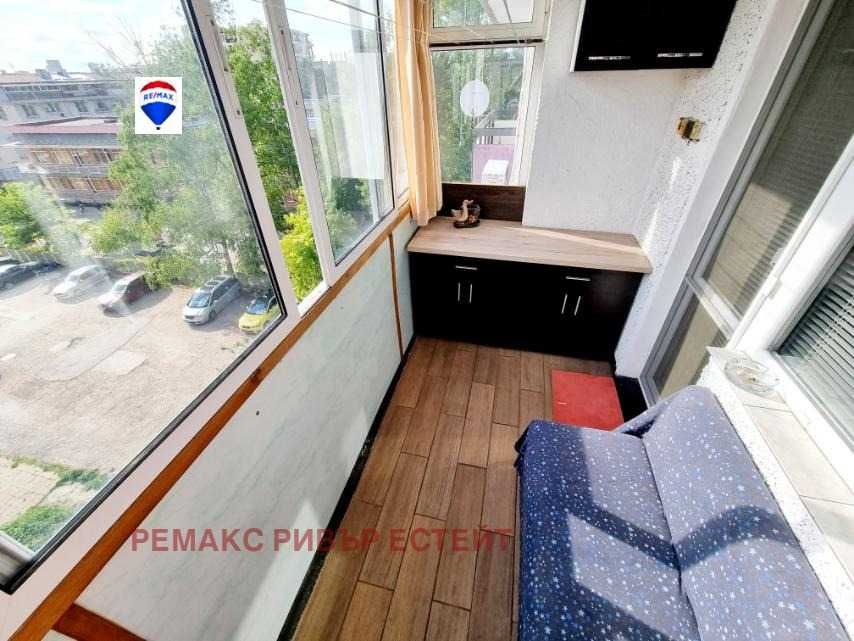 Продава се Двустаен апартамент в Русе, Родина 1 - 64 кв.м за 1368 €/кв.м - Снимка #7
