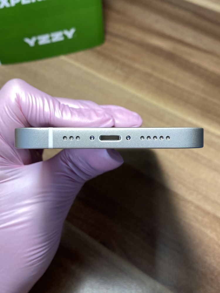 iPhone 13 / 128 GB / Garanție 24 luni | Sănătate baterie 100% / Ca nou