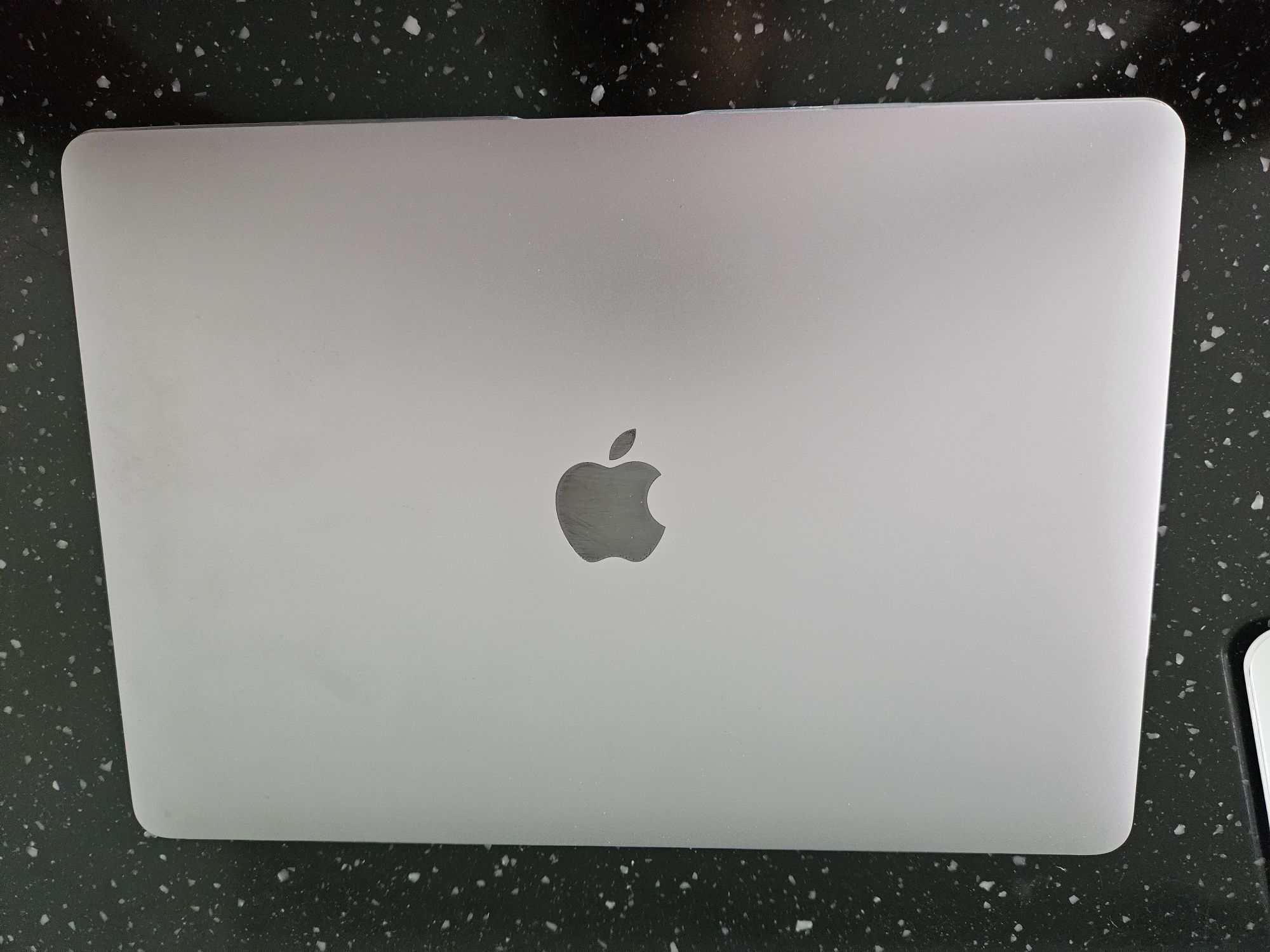 MacBook Pro 13 2018г 256