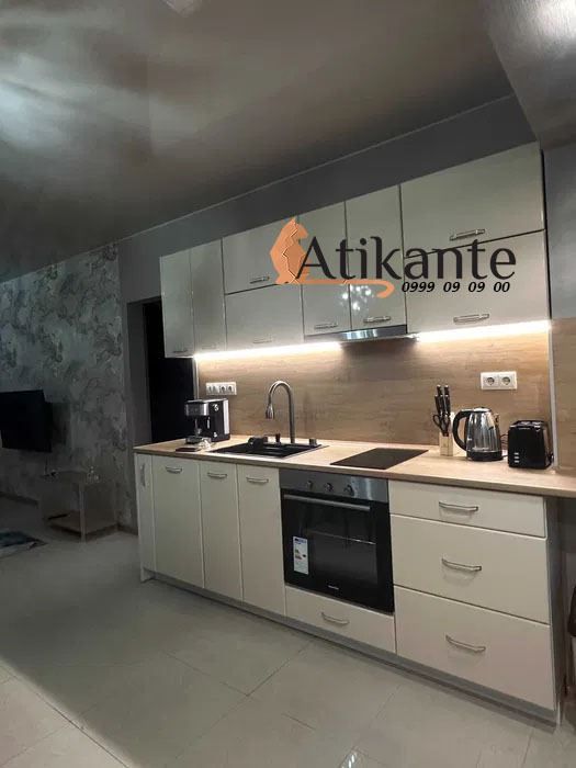 Дава се под наем Двустаен апартамент в София, Лозенец - 65 кв.м за 1107 € - Снимка #2