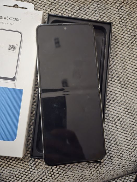 Samsung Z flip 5 512gb