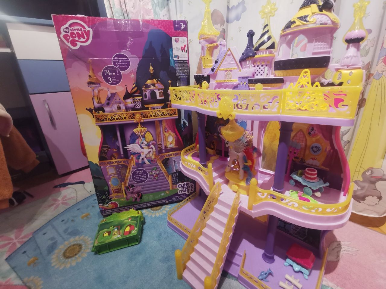 Castelul Canterlot al prințesei Celestia, My Little pony in  cutia ori