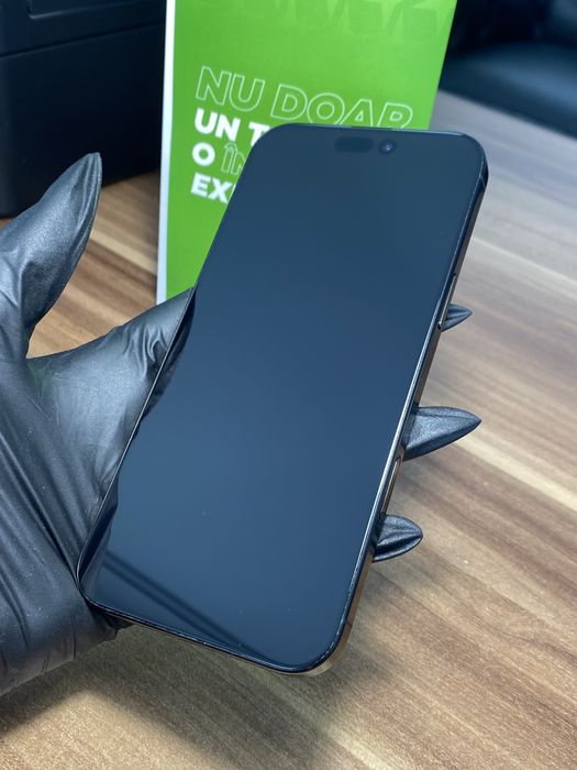 iPhone 15 Pro Max • 512 GB • Black Titanium