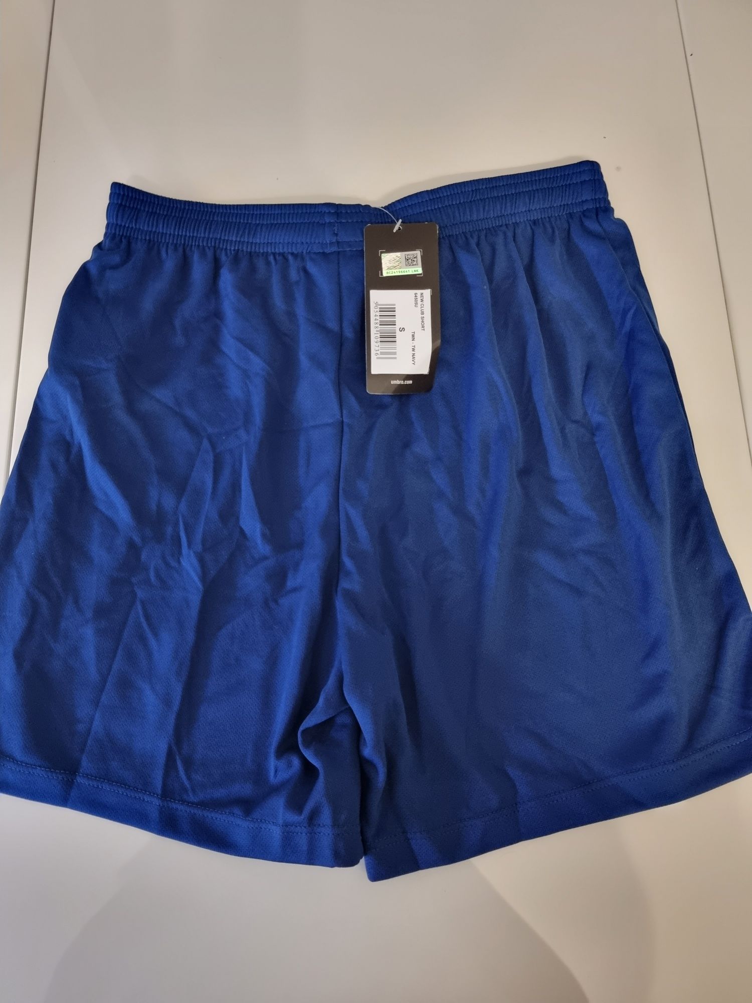 Къси панталони Adidas, Umbro