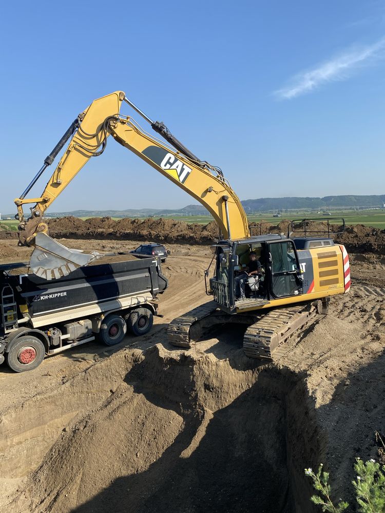 Excavator CAT 320 EL made in JAPONIA