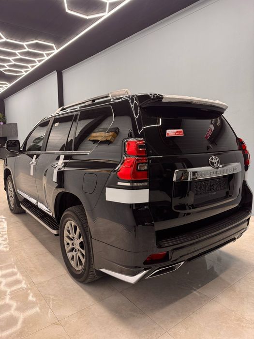 Toyota Land Cruiser 150