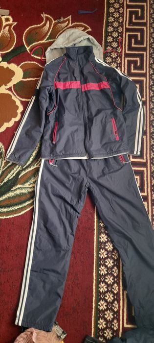 Еркаклар спартивкаси холати ажойиб